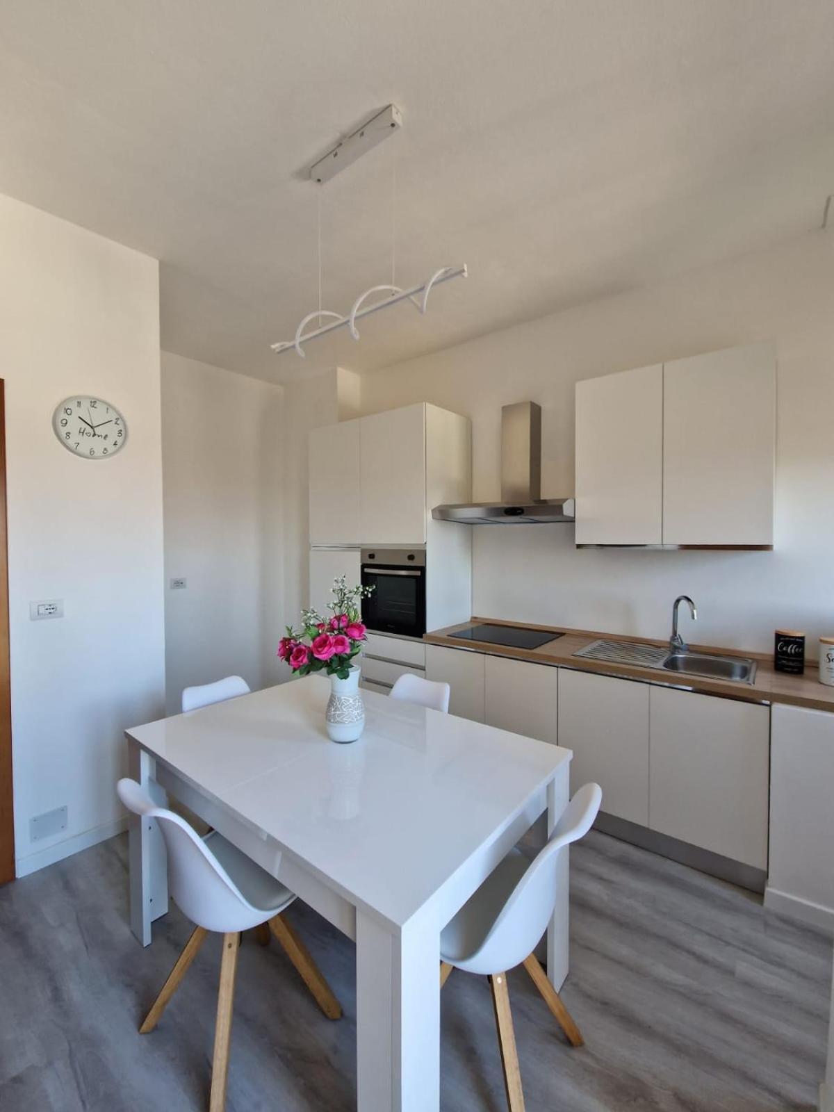 Residenza Luigio Appartement Verbania Buitenkant foto
